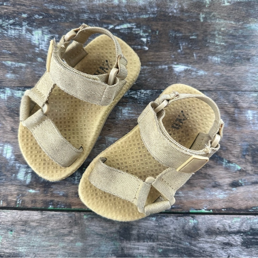 Zara Toddler Velcro Strappy Sandals Yellow Teva Style Size 21 = 5.5 T - Picture 2 of 7